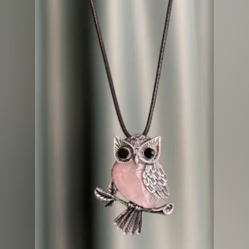 2/$30 NEW Silver and Pink Stone Owl Pendant‎ Necklace-(#0106)